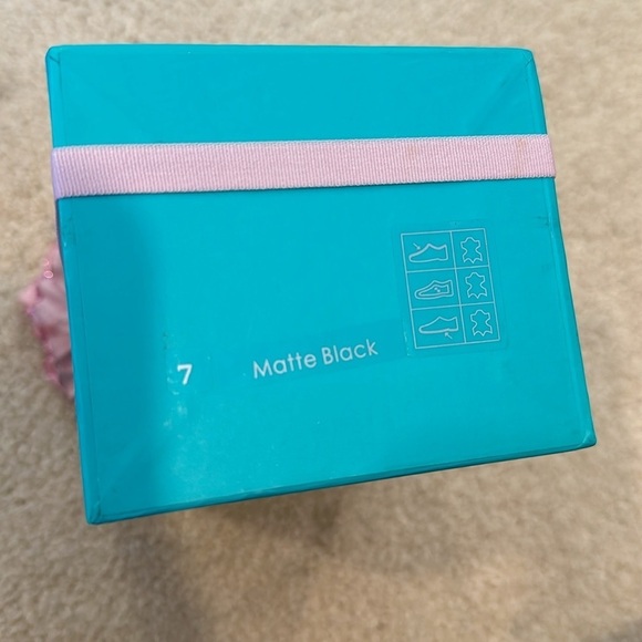 Tieks flats Black Size 7 fits 7.5 too - Picture 7 of 7